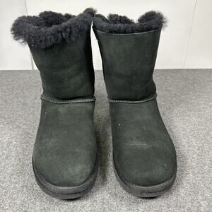 UGG Bailey Bow II Black Sheepskin Suede Boots Women’s 8 Warm Winter Cozy